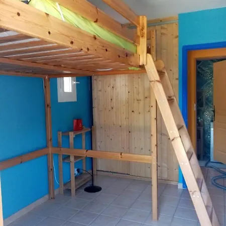 Homestay Eco-responsable Avec Piscine 6x12m Lire L'annonce Votre Svp *